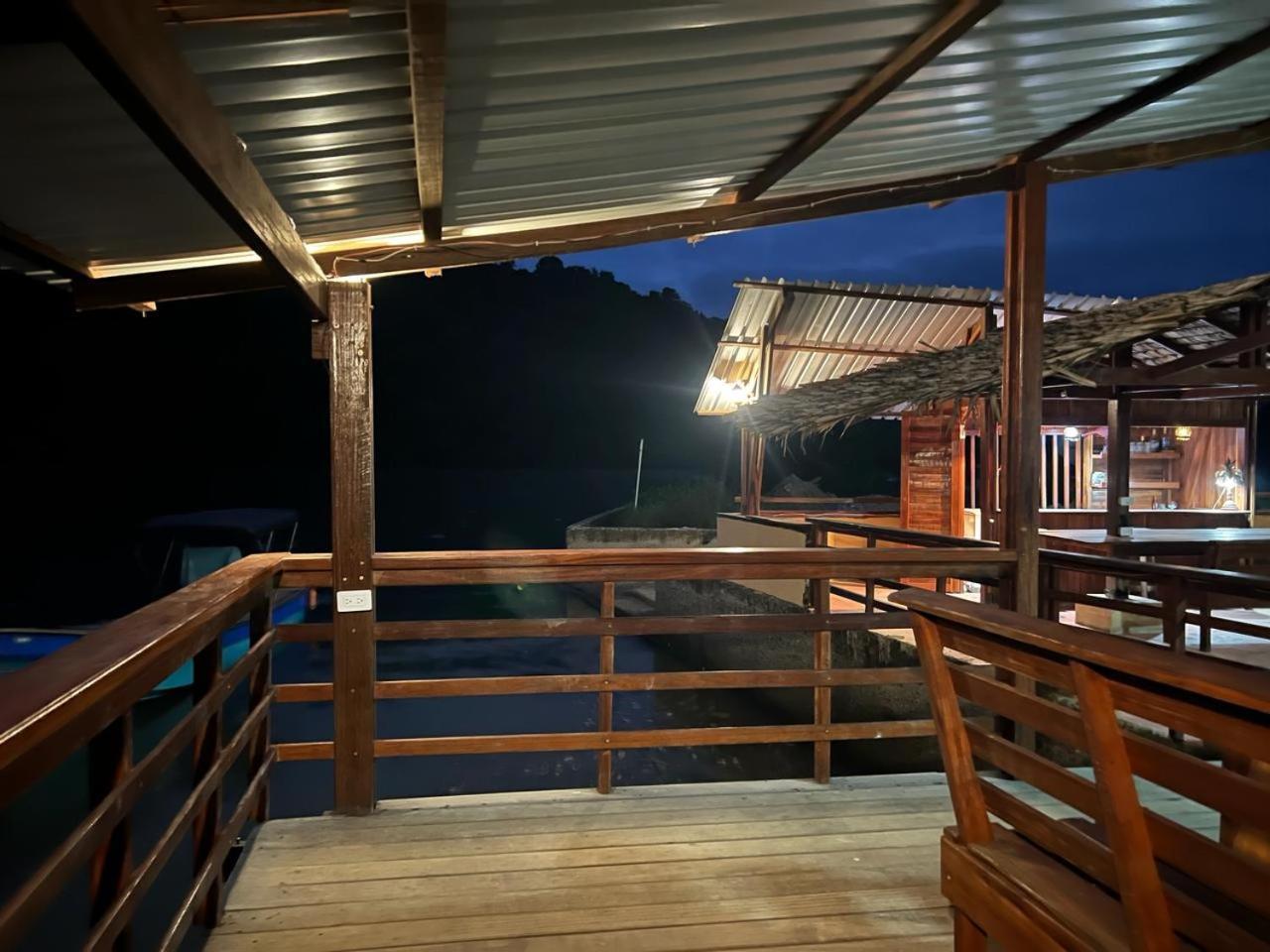 Hotel Rm Nuqui Exterior photo